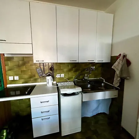 Lighthouse In Center Of Apartment *